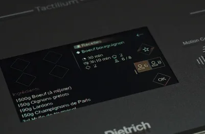 Zoom auf das LCD-Display, das die Zutaten des Rezepts anzeigt